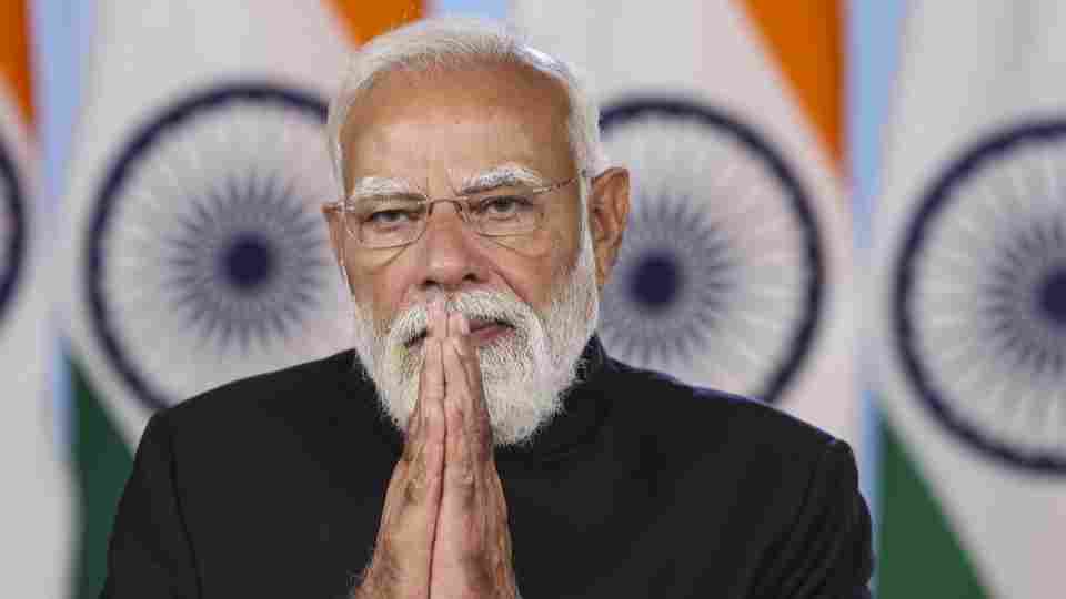 புல்வாமா நினைவு தினம்-  பிரதமர் மோடி நினைவஞ்சலி!