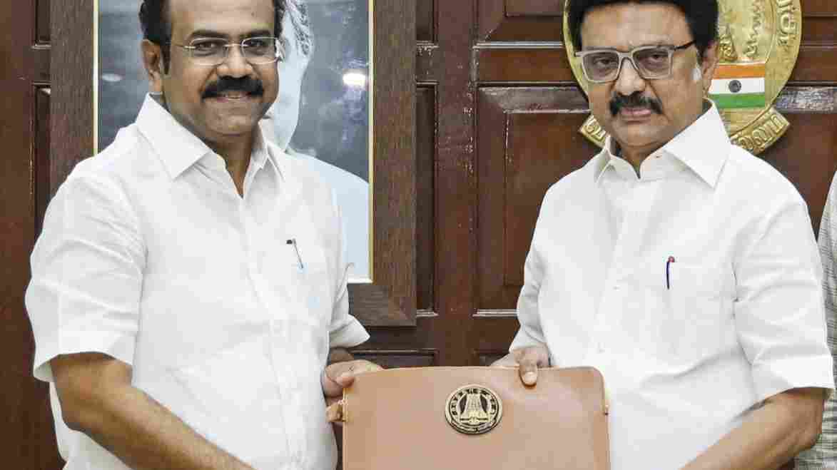 அரசு ஊழியர்களின்  ஓய்வூதியத் திட்டத்துக்கு ரூ. 11,000 கோடி- பட்ஜெட்டில் ஒதுக்கீடு!