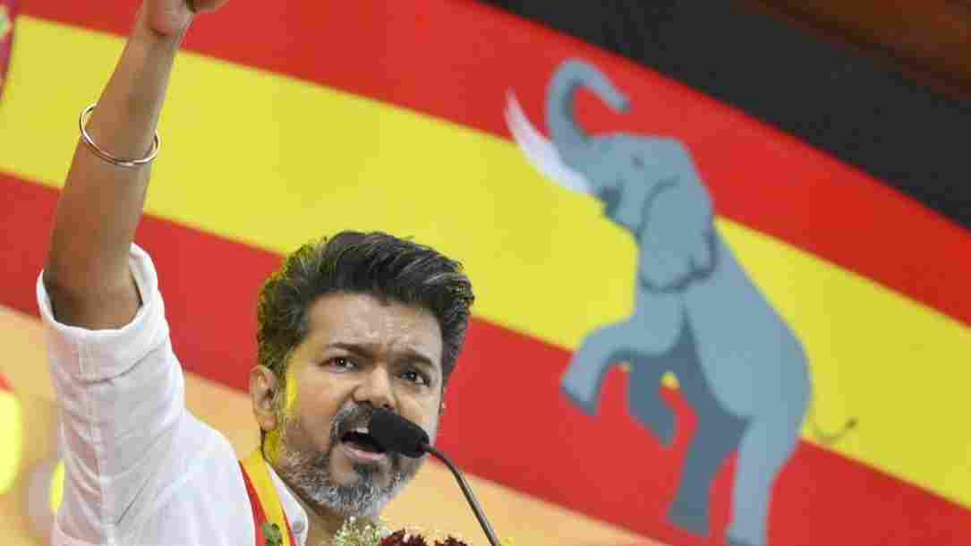 வேலூரில் விஜய் இன்று பரப்புரை- 4900 பேருக்கு மட்டுமே அனுமதி