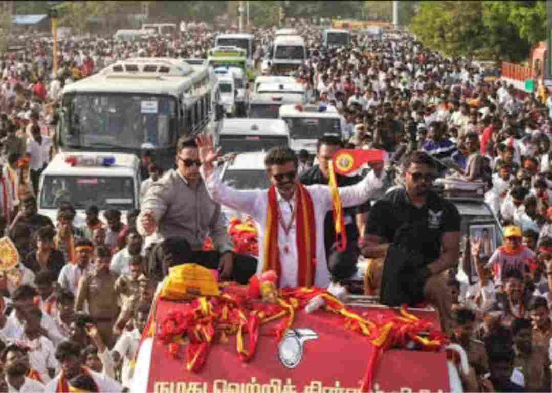 விஜய் மீது வழக்குப்பதிவு