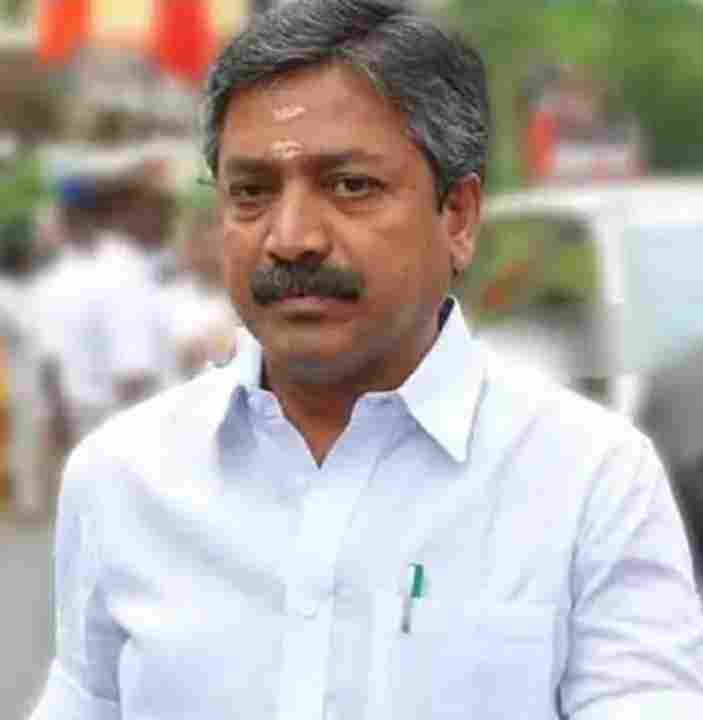 தவெகவுக்கு அதிமுக ஆதரவு.. இ பி எஸ்  இல்லாமல் 
