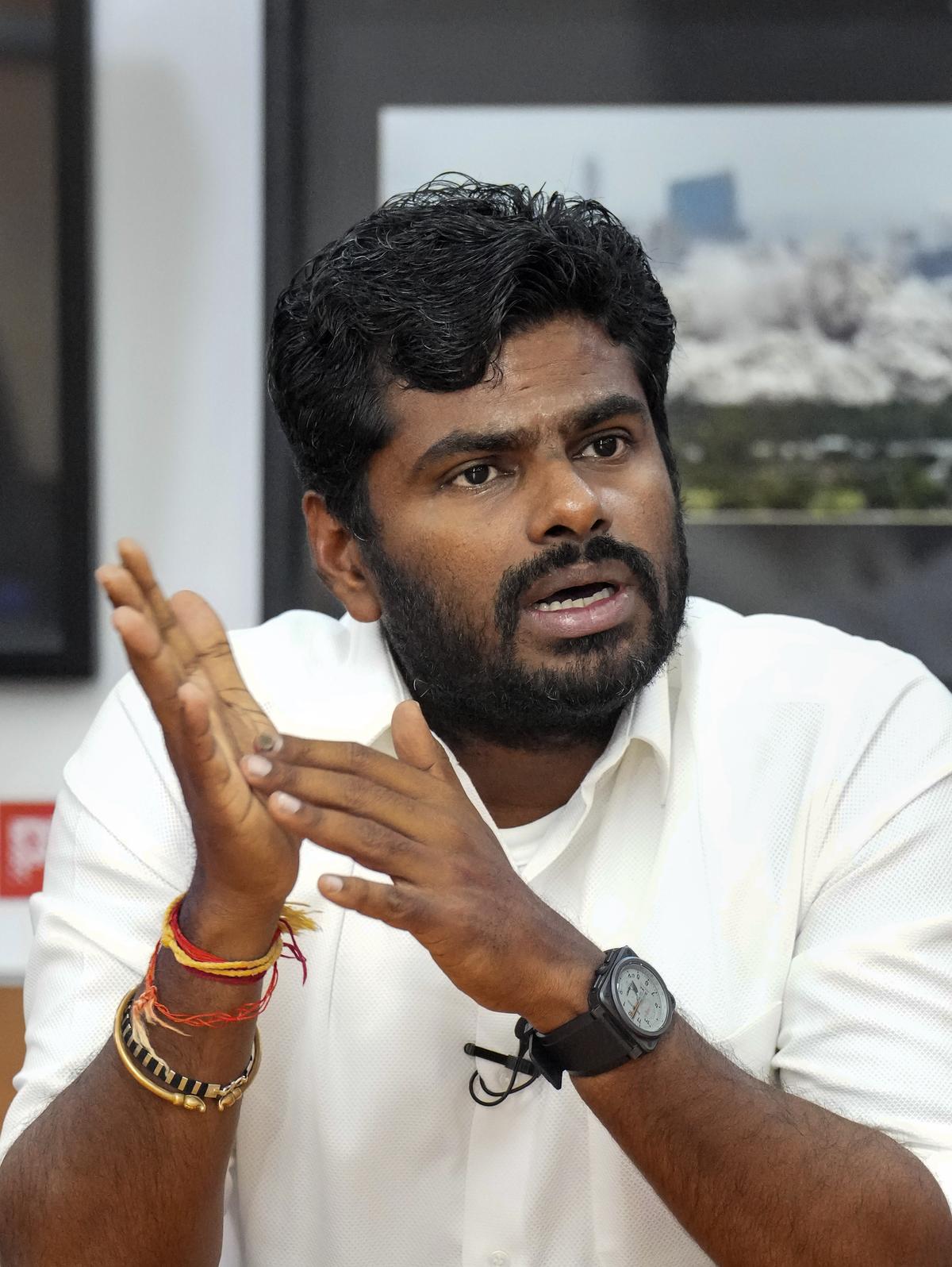 தமிழ்நாட்டில் சட்டம் ஒழுங்கு சீர்கேடு- அண்ணாமலை கண்டனம்