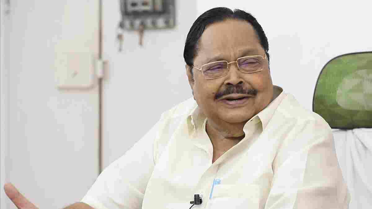 அமைச்சர் துரைமுருகன், கவிஞர் யுகபாரதிக்கு விருது- தமிழக அரசு அறிவிப்பு