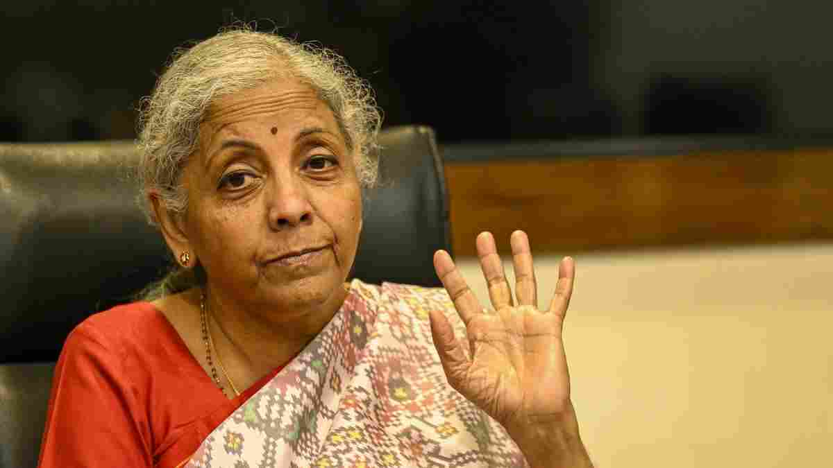விஜய்யை பார்த்து திமுக பயப்படுகிறது- டெல்லியில் நிர்மலா சீதாராமன் பேட்டி
