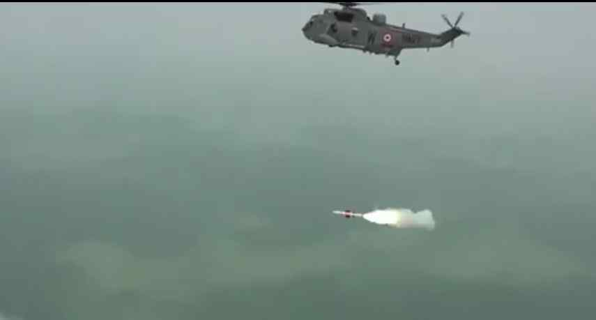 ஹெலிகாப்டரில் இருந்து ஏவப்படும் ஏவுகணை சோதனை வெற்றி 