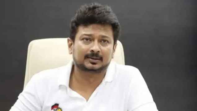 “தவெக அரசின் போலி பிம்பம் இளைஞர்கள் மத்தியில் சுக்குநூறாக நொறுங்கி வருகிறது” - உதயநிதி ஸ்டாலின் 